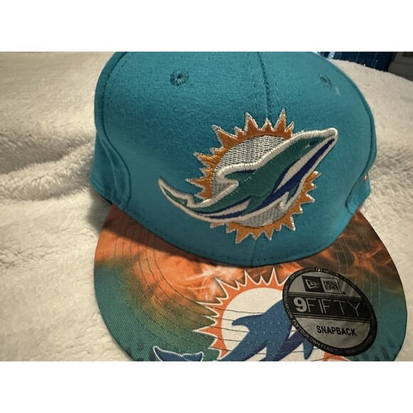 Miami Dolphins New Era SnapBack 9Fifty Hat Dolphin Design On Rim NFL Phins Fins - Picture 2 of 7